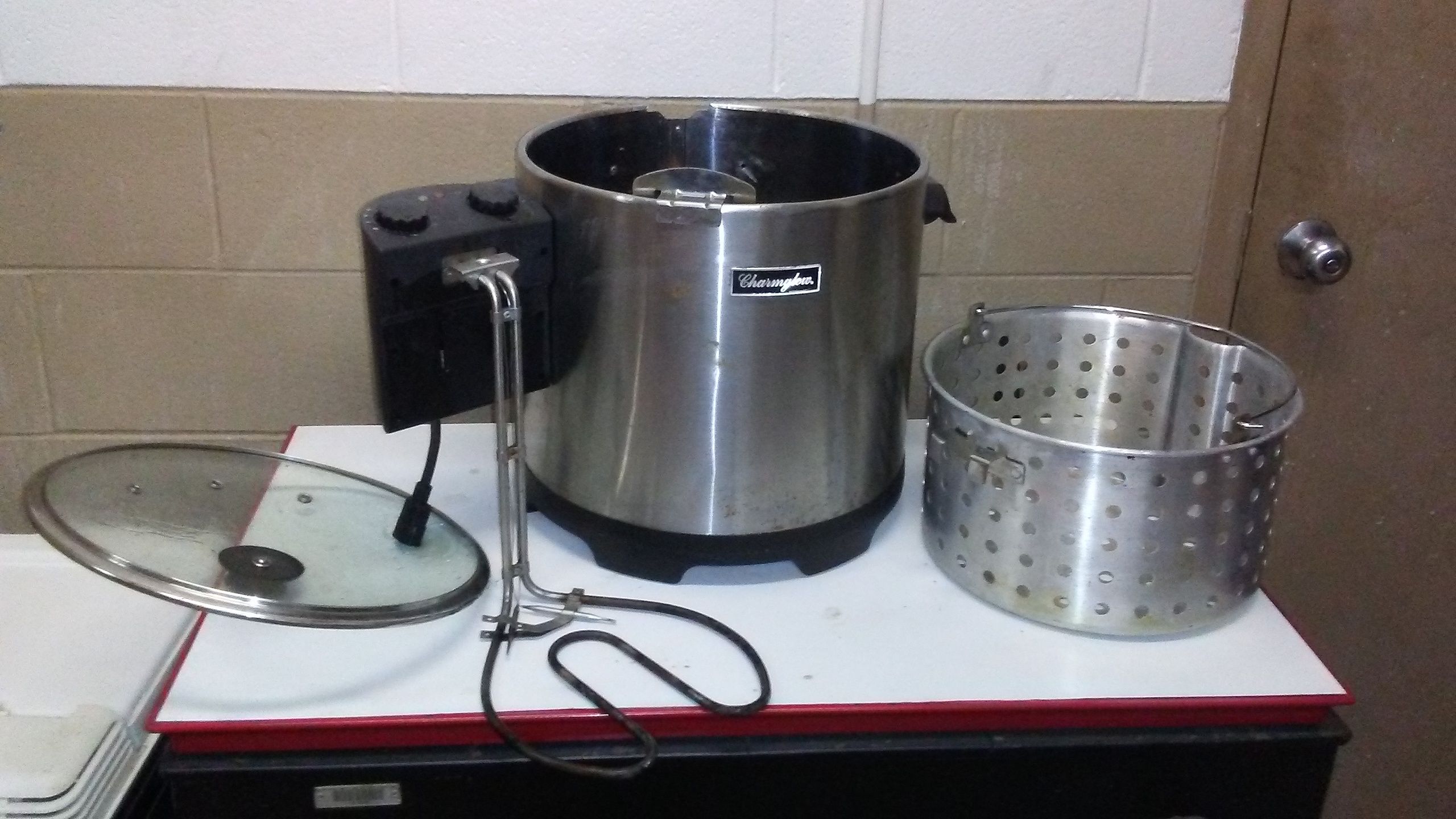 Charmglow Electric Turkey Fryer, Steamer and Broiler