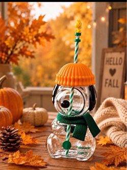 Starbucks Peanuts Snoopy Fall  Glass Cup with Straw