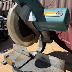 Makita Electric Chopsaw
