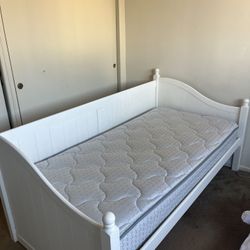 White, Wood Twin Daybed Bed Frame With Mattress