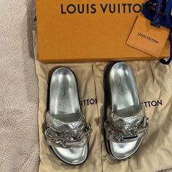 Louis Vuitton Slides 