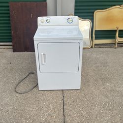 Clothes Dryer 