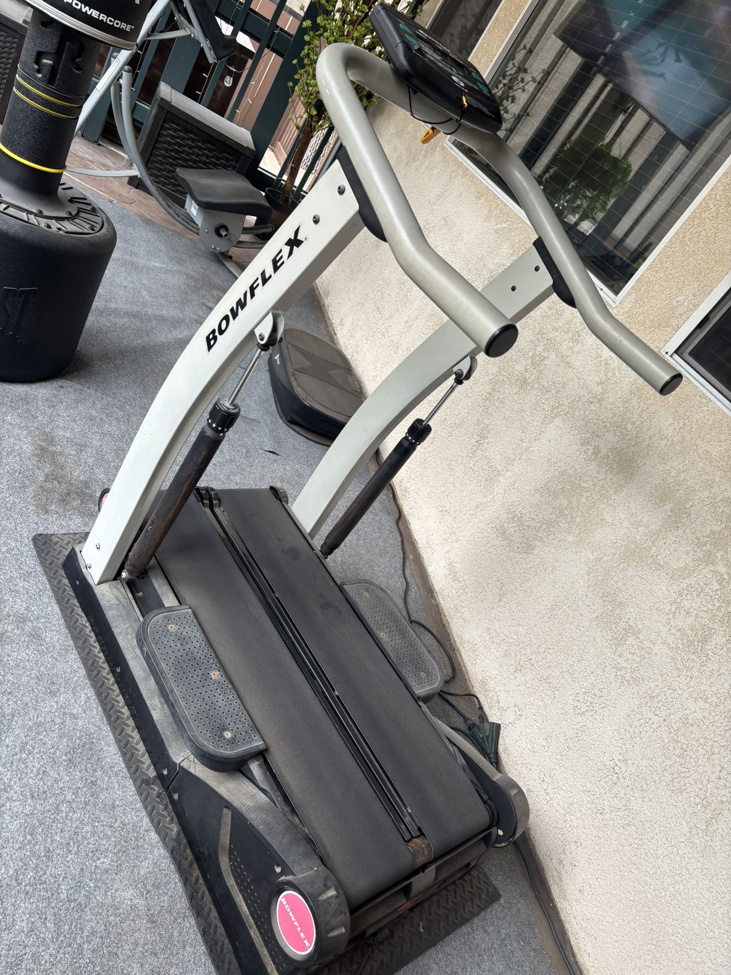 Treadmill-Bowflex