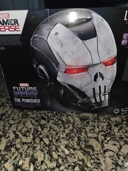 Marvel Legends The Punisher Electronic Helmet