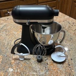 3.5qt KitchenAid Mini Mixer Matte Black