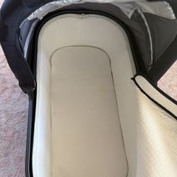 Great Condition! Uppababy bassinet price Drop!!