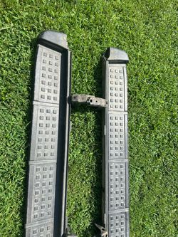 2007 Limited 4Runner side steps and mud flaps