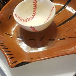 BASEBALL CHIPS AND DIPS BOWL