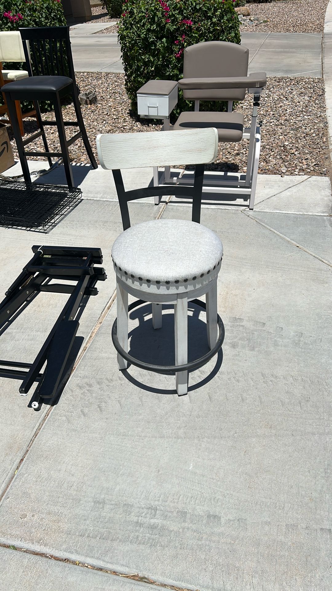 Swivel Barn Style Stool