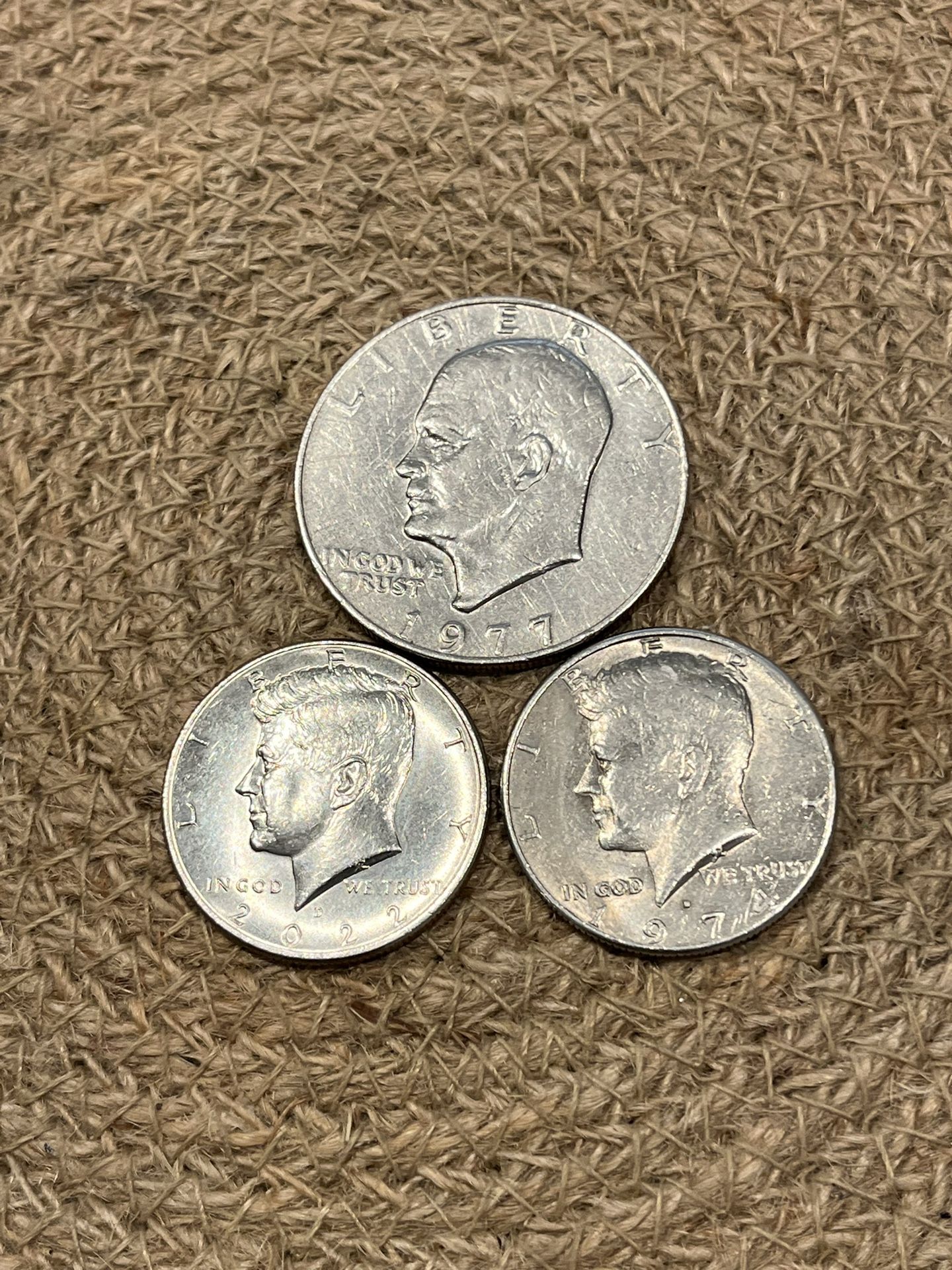 3 Monedas De Colección En perfectas Condiciones