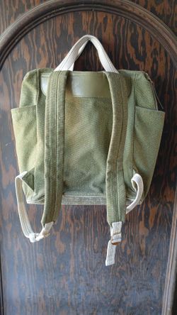 Universal Thread Back Pack