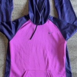 Women’s Nike hooded pullover sweatshirt size XL purple excellent condition
