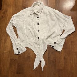 Woman’s Free People Front Tie Blouse Shipping Available 
