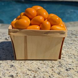 Kumquats Fresh Picked. $5 per pound . Glendora Area