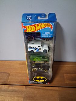 SALE BATMAN HOTWHEELS 5 PACKAGE NEW