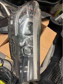 BMW  740 headlights