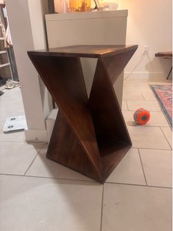 Chestnut wood accent table