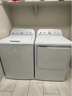 GE Washer & Dryer Set – Works Great