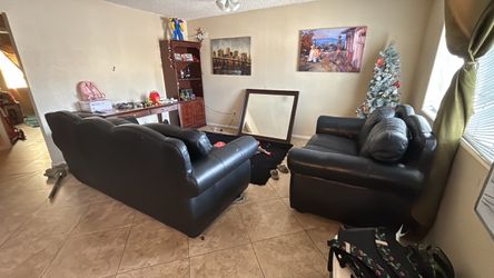 Black Leather Sofa and Loveseat Set