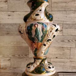 Vintage Capodimonte  Made In Italy Lamp