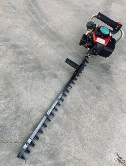 TMC Kawasaki Commercial Gas Hedge Trimmer