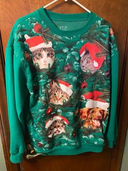 Cat / dog Christmas sweater