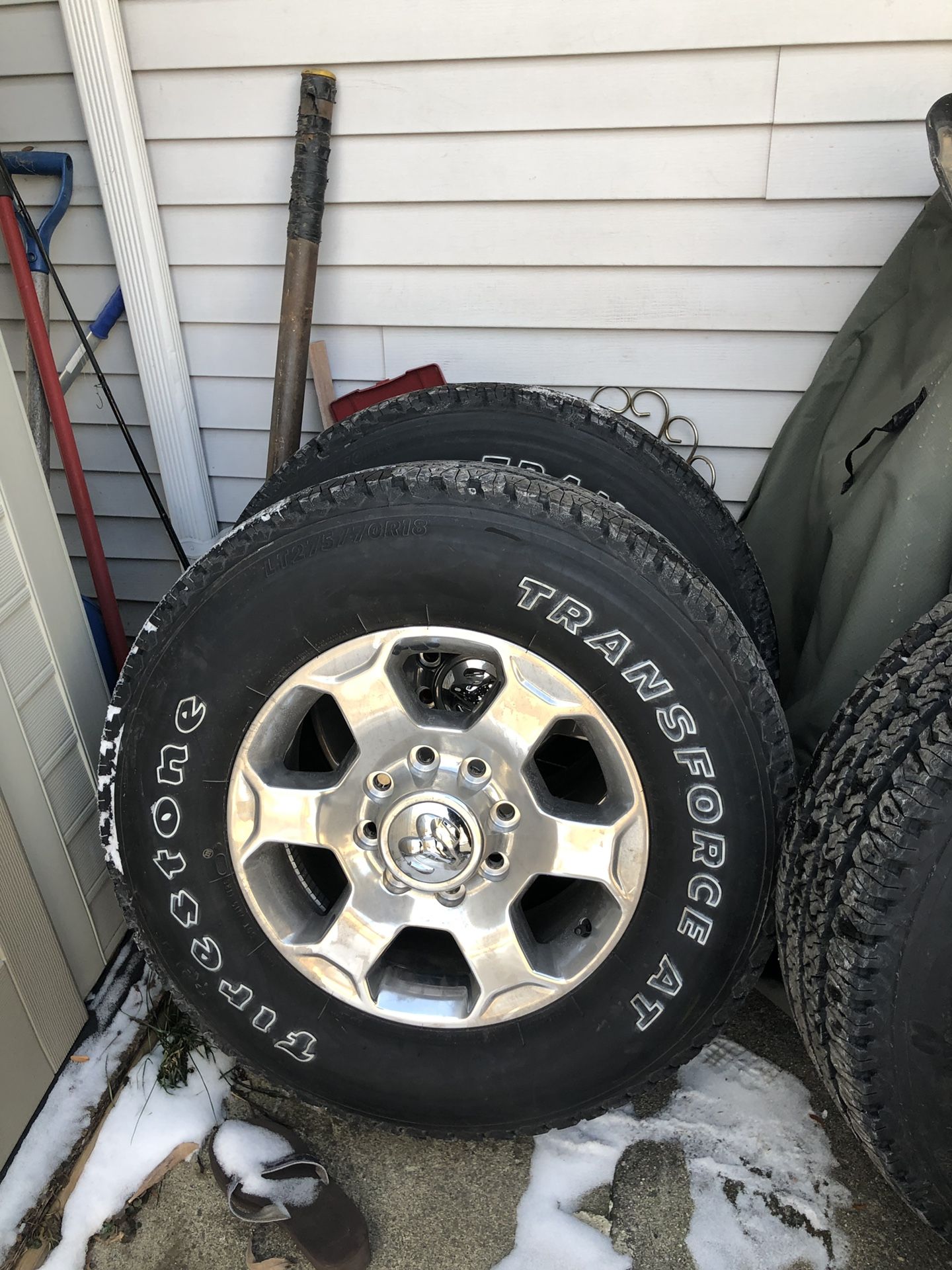 18” OEM Dodge Ram 2500 Wheels 275/70/20 Firestone