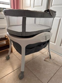 Graco Sense2Snooze Bassinet with Cry Detection Technology