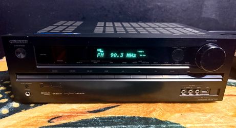 Onkyo HT-RC330 5.1 Channel Home Theater AV Receiver.