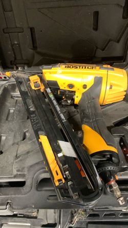 Bostitch Smart Point 15 Gauge Finish Nailer.