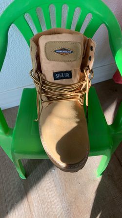 Steel toe work boots