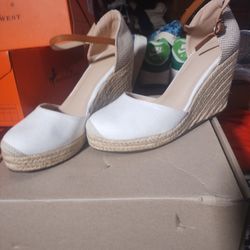 Closed Toe Suede Espadrilles 