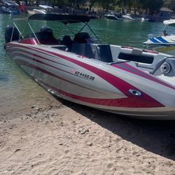 2022 Domn8er 28’ deck boat