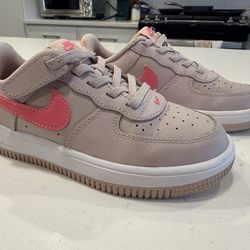 Girls Nike Air Force Size 12.5