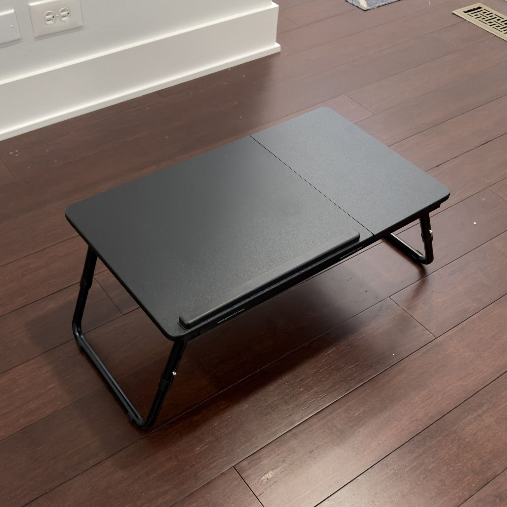Foldable Lap Desk / Table