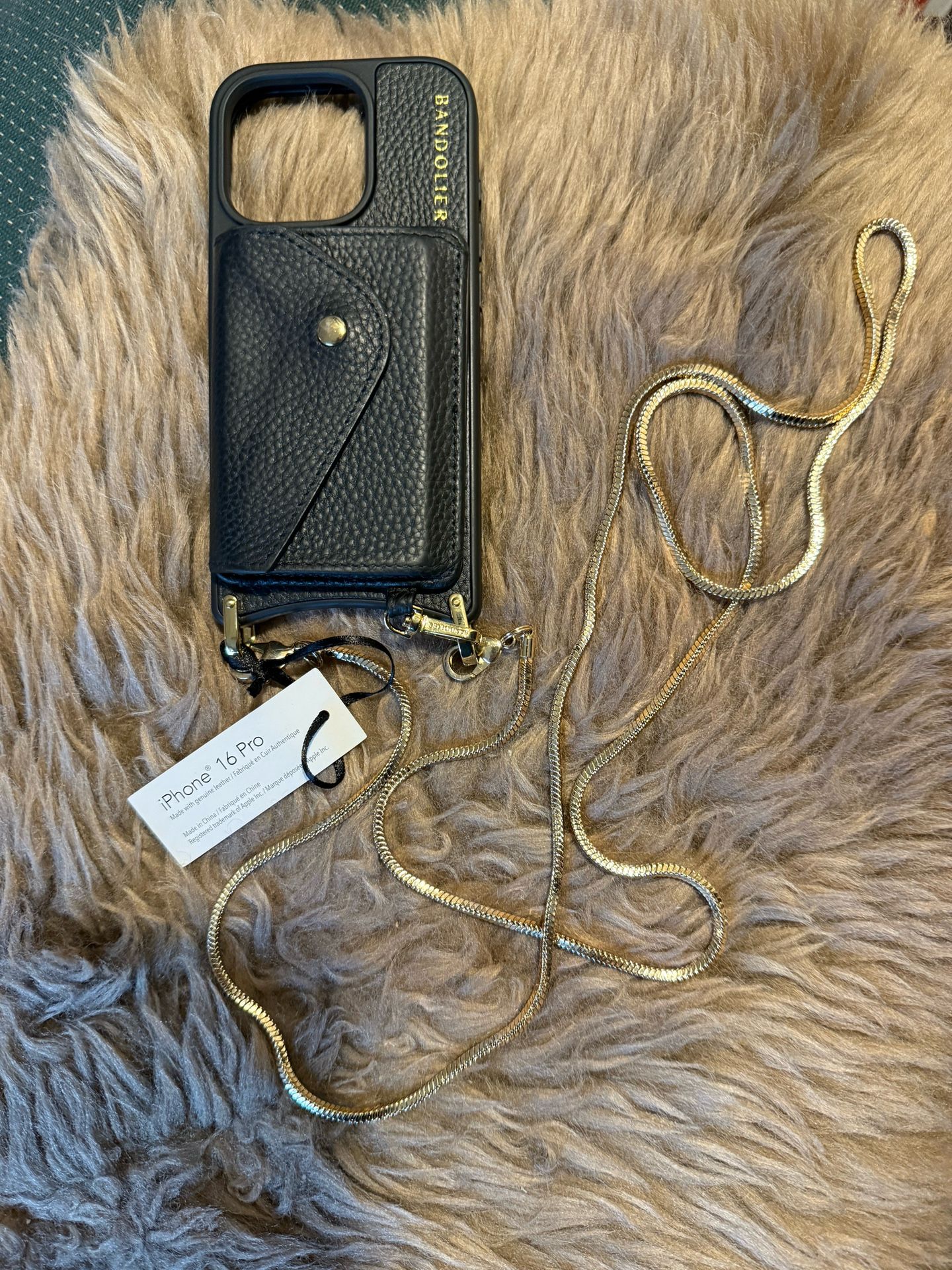 Bandolier Crossbody Phone Case iPhone 16 pro MagSafe 