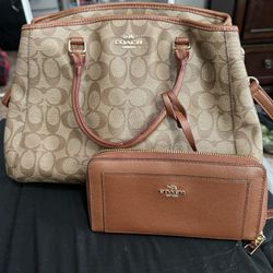 Coach Purse And wallet Gift Set
