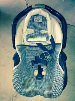 Graco infant car seat