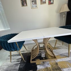 Table And Chairs For Sale 