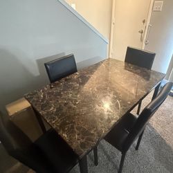 $100 Nice and Cheap Table And Chairs