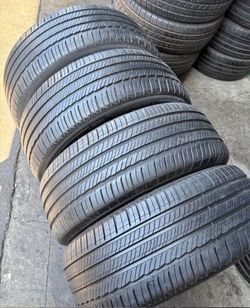 245/50/20 Michelin 📍📍 Vendo un set de llantas con 80% de vida las 4 📍🌟