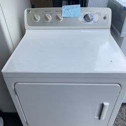 Ge Clothes Dryer Xcellnt . Warehouse pricing.   Warranty  . Delivery Available . 2522 Market st. 33901