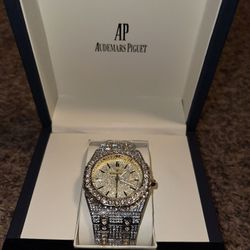 Bust Down AP Royal Oak (box And Papers Included)