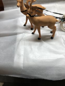 Santa Sleigh And Reindeer