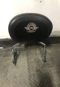 Harley detatchable backrest