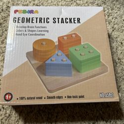 Puzzle Peg Stacker
