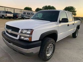 2002 2500 hd Chevrolet crew cab work truck AS IS