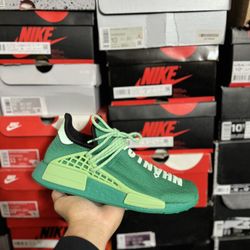 Adidas NMD Hu Pharrell Green Complexland size 8.5 VNDS