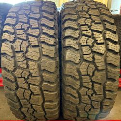 Mickey Thompson LT 285 70 17