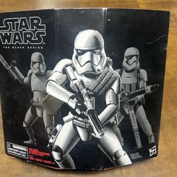 Authentic - Star Wars - The Black Series First Order StormTrooper Set 
